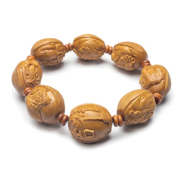 周帝王 精工雕刻万象归宗文玩核雕纳福招财转运珠盘玩小众国风新中式 橄榄核 手串 通用