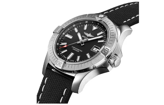 BREITLING 300 43mm A17318101B1X2