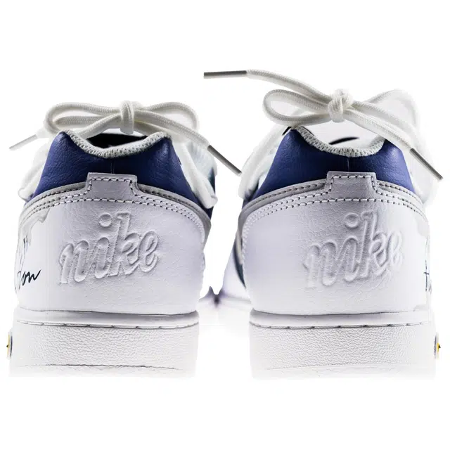 Nike EBERNON