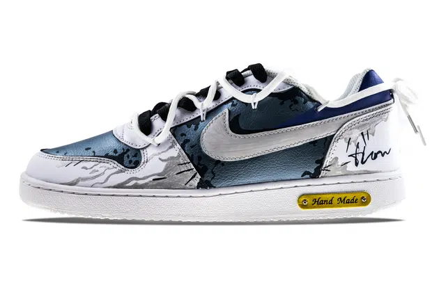 Nike EBERNON