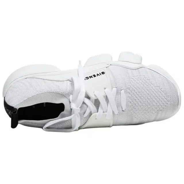 GIVENCHY JAW