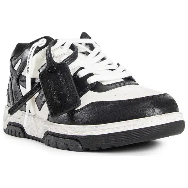 OFF-WHITE
