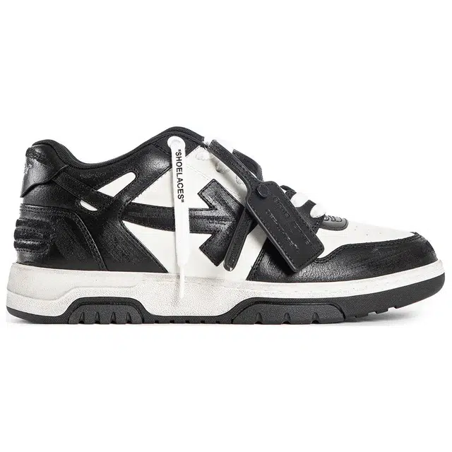 OFF-WHITE