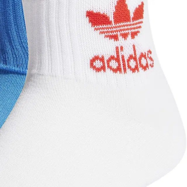adidas originals Logo 3