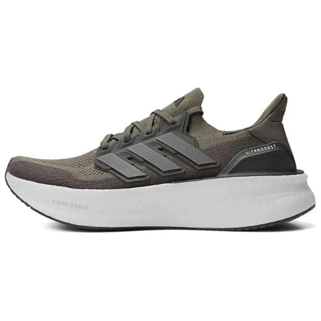 adidas Ultraboost 5.0