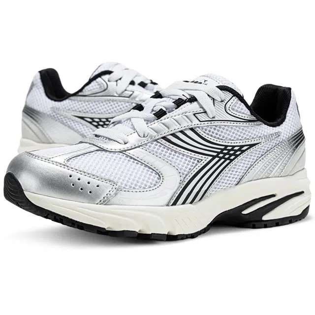 diadora
