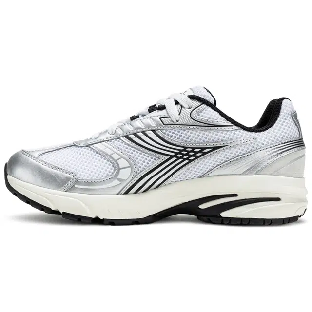 diadora