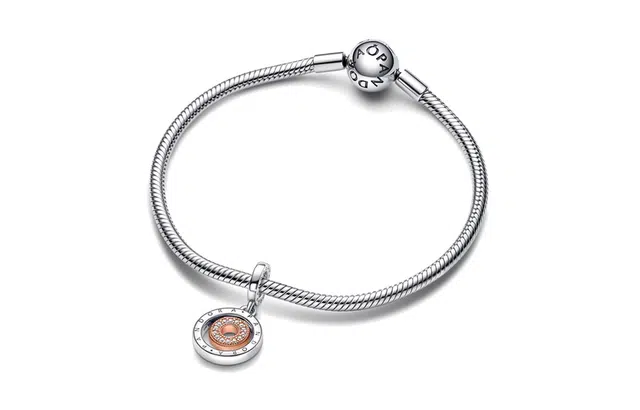 Pandora Signature