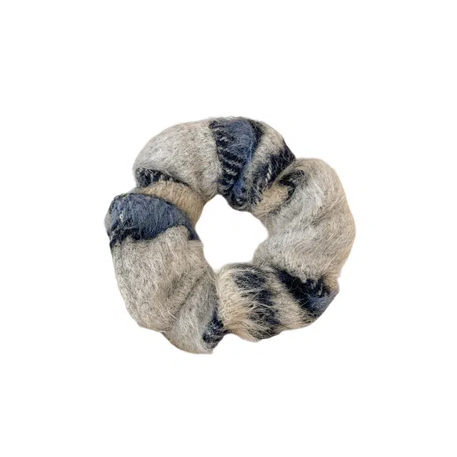 水中玉 毛绒大肠发圈丸子头皮筋高颜值发绳高级感头饰 布艺 头绳 女款