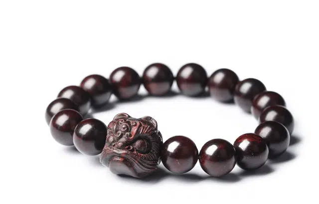 三檀小舍 国潮新中式 吉祥精雕醒狮 高密高油高级颗颗金星 木作 手串 男女同款情侣款 紫檀