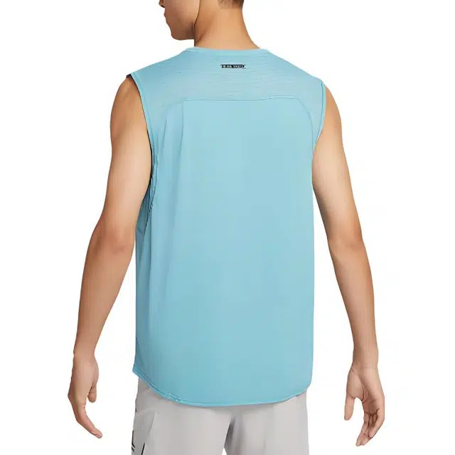 Nike Solar ChaseDri-FIT