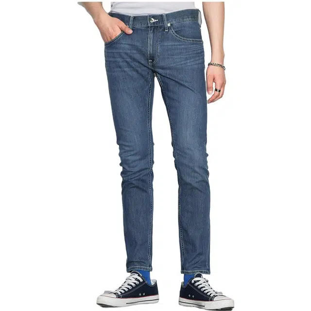 Lee