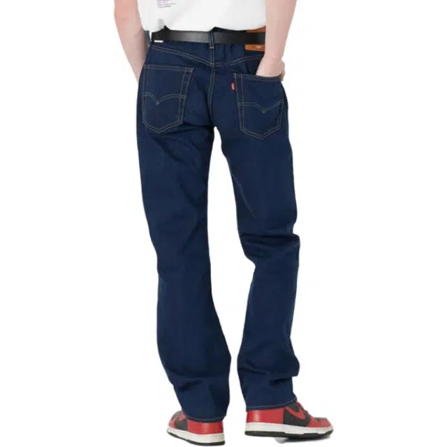 Levis