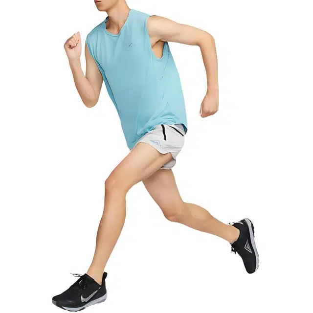 Nike Solar ChaseDri-FIT