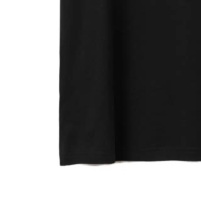 Burberry SS23 T