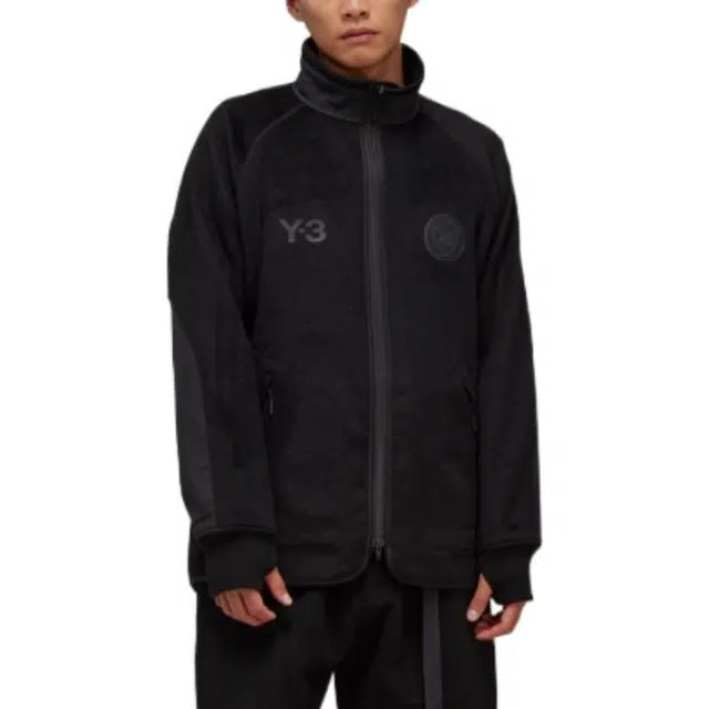 Y-3 FW22 Logo