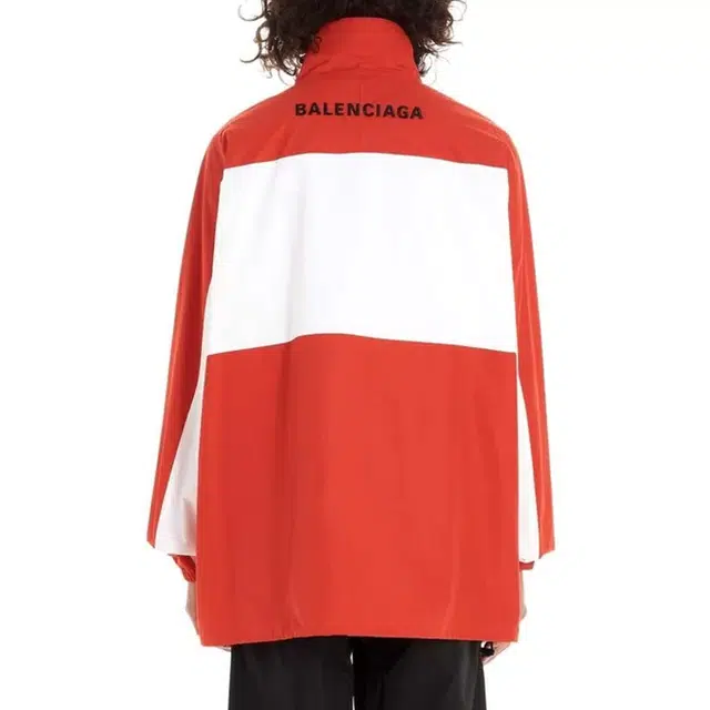 Balenciaga logo