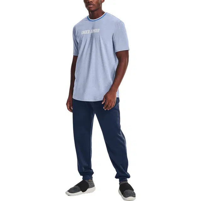 Under Armour T