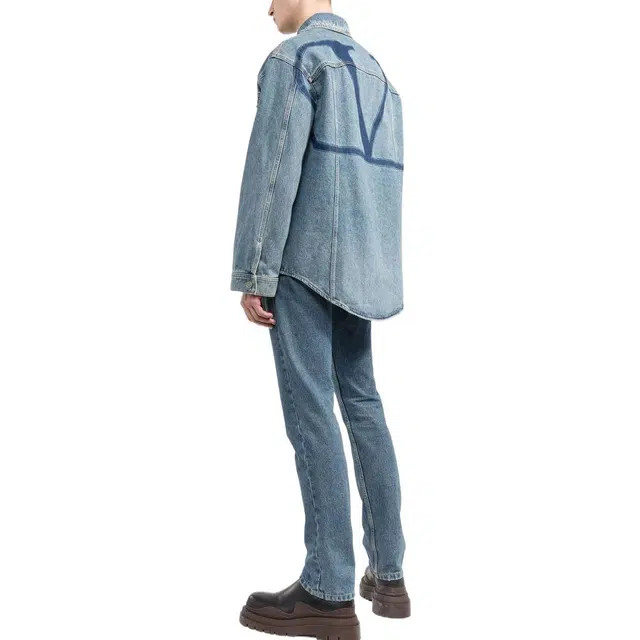 Valentino SS22 Logo