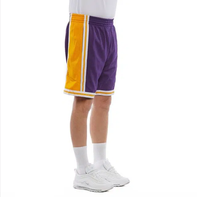 Mitchellness NBAlogo SW 84-85