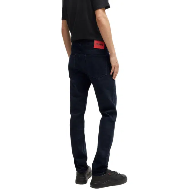 HUGO BOSS