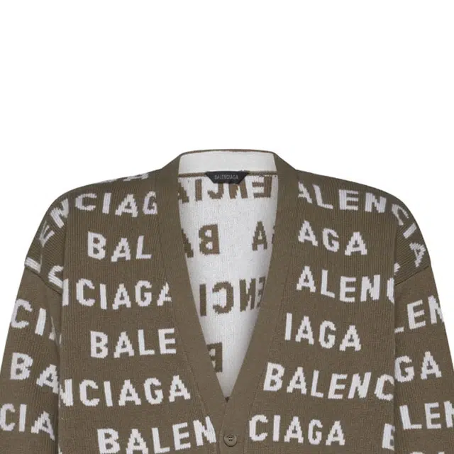 Balenciaga FW23 LogoV