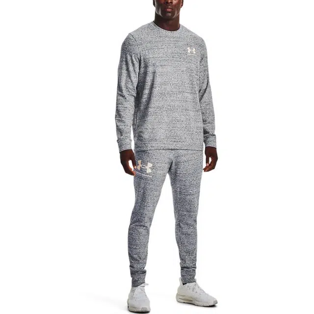Under Armour Rival