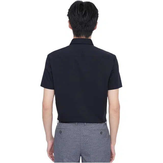 九牧王男裤专家 纯色尖领纽扣修身短袖衬衫 男款