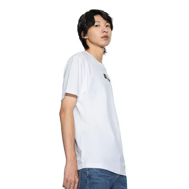 Lee FW22 logoT