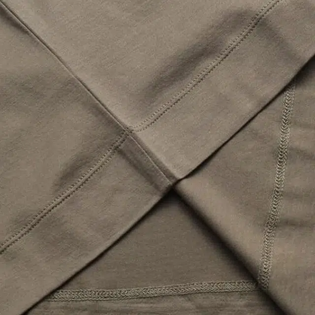 EMPORIO ARMANI SS23 T