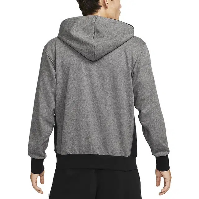 Nike Dri-FIT Standard Issue