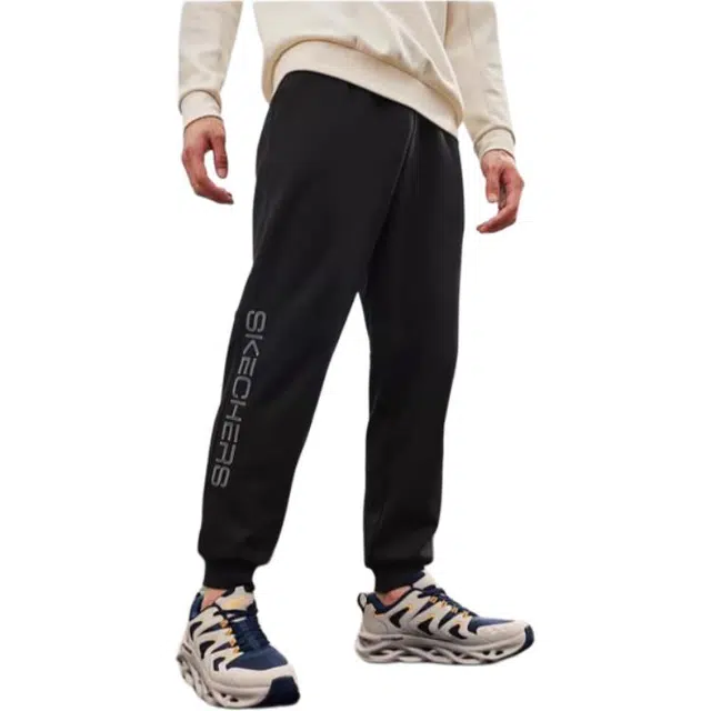 Skechers