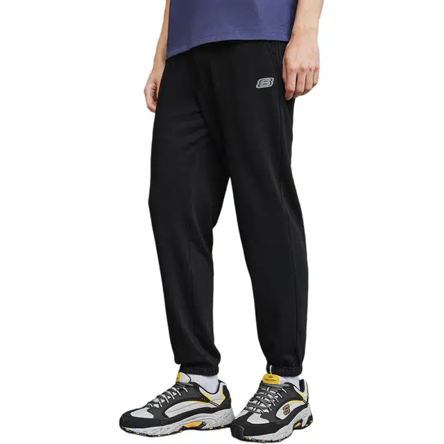Skechers