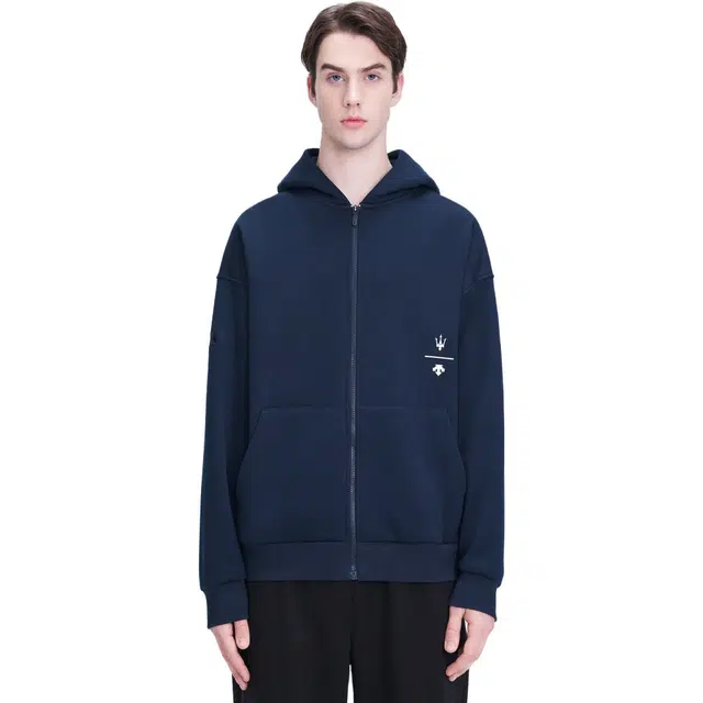 DESCENTE x