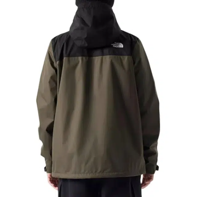 THE NORTH FACE