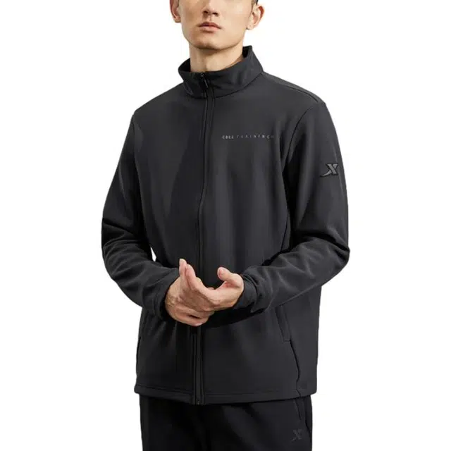 特步 加绒立领保暖训练夹克 男款