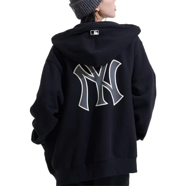 MLB FW22 Logo