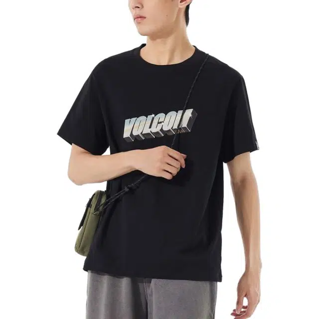 VOLCOM T