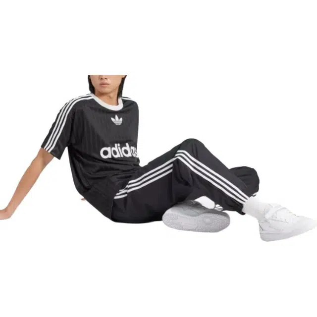 adidas originals adicolor T