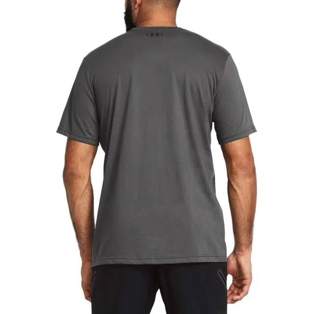 Under Armour T