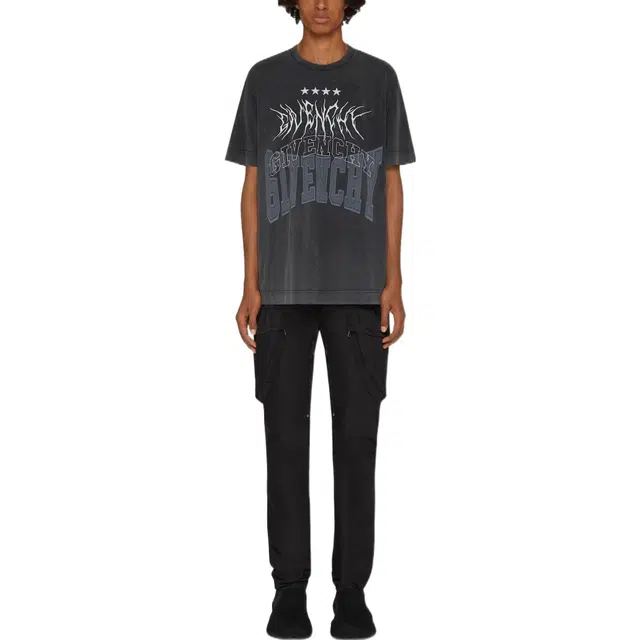Givenchy FW22 LogoT