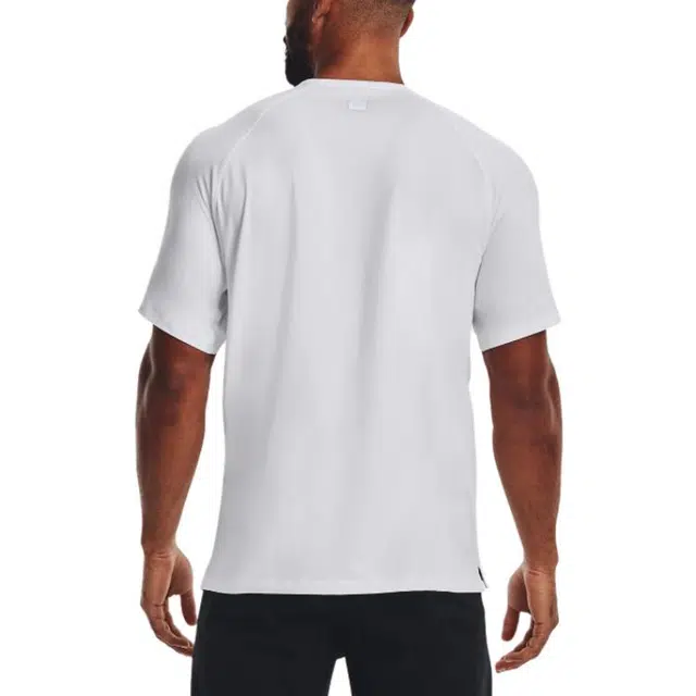 Under Armour T