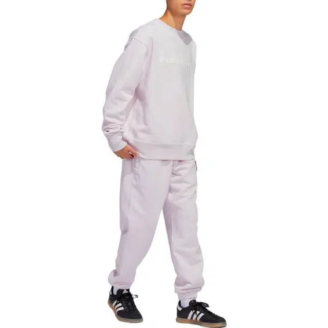 adidas originals FW22 Logo