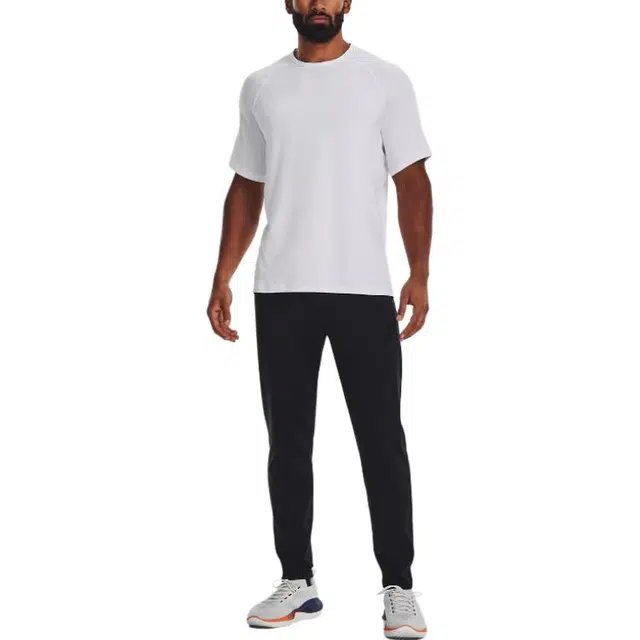Under Armour T