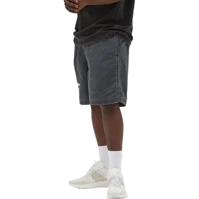 UNDEFEATED SS24 logo