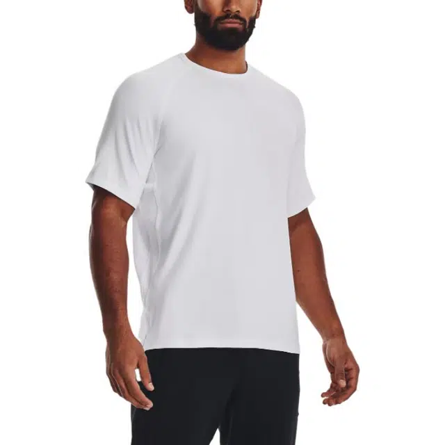 Under Armour T