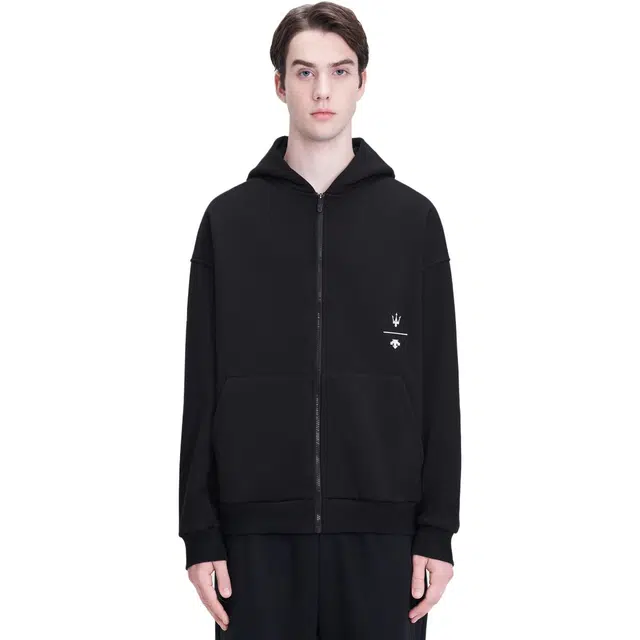 DESCENTE x