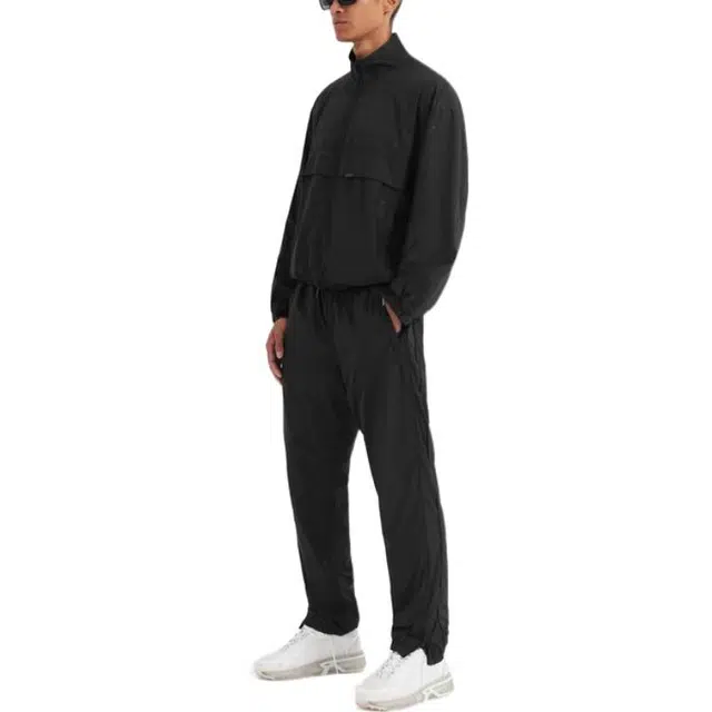 REPRESENT FW22