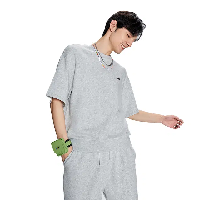 Lee
