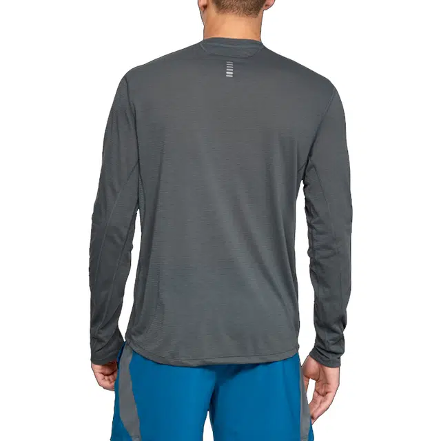 Under Armour T